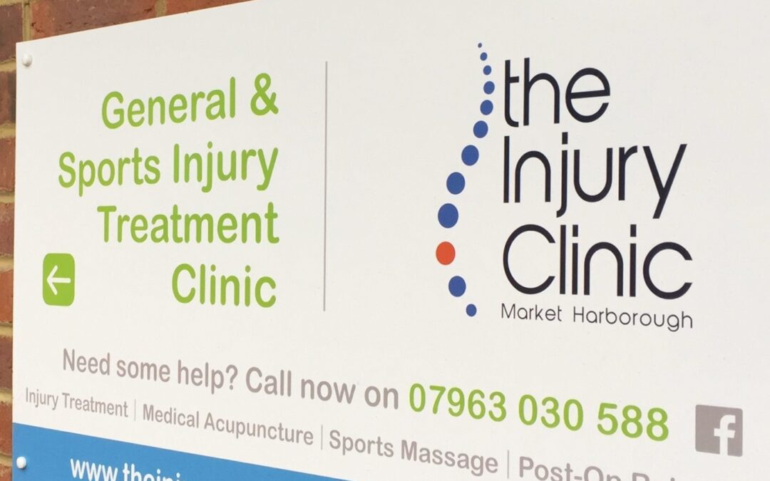 injury clinic sign